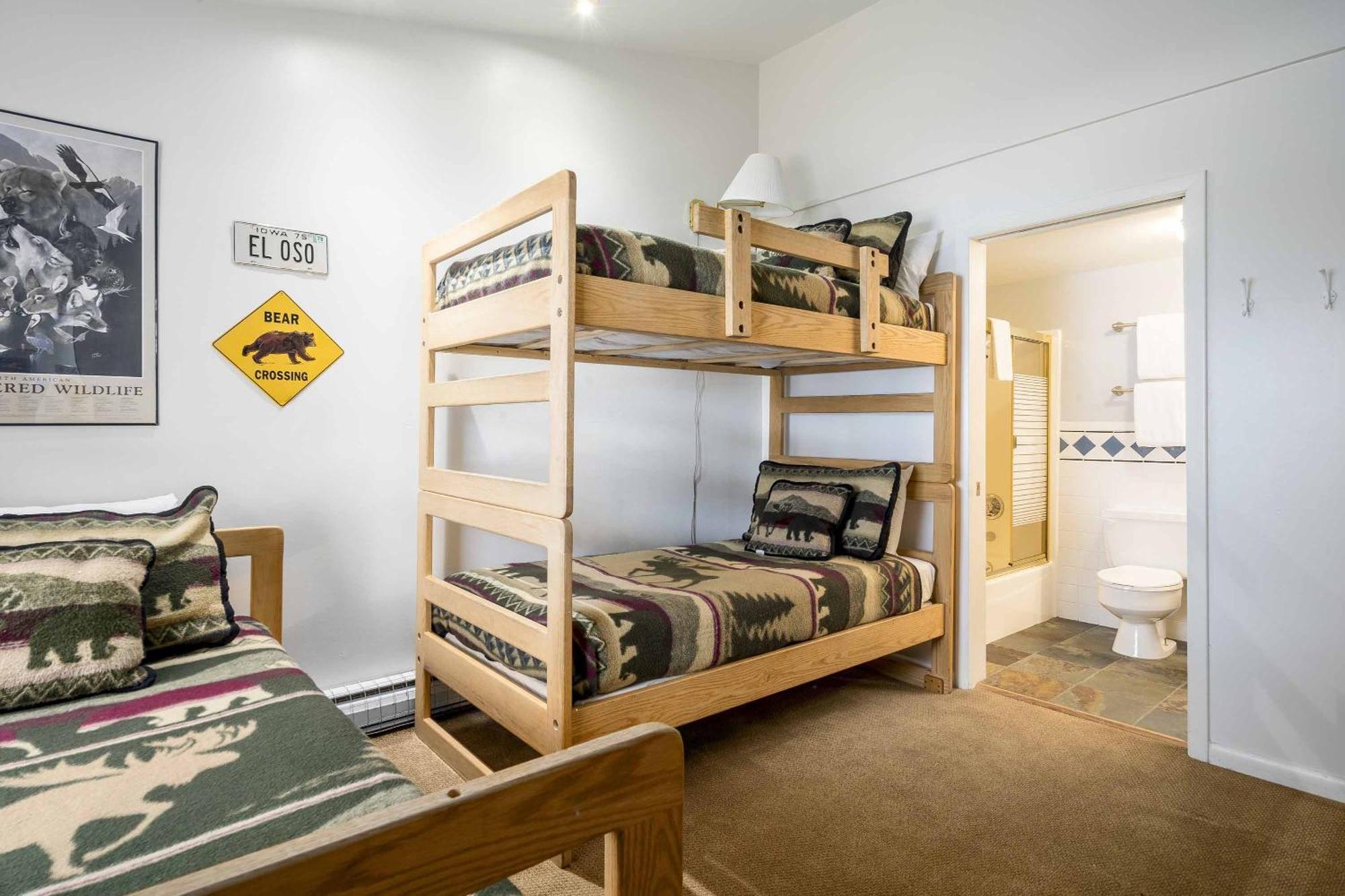 Yampa View Villa Steamboat Springs Room photo